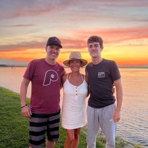 Meet your Posher, Dawn